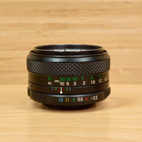 Fujinon 55mm f/2.2 Lens / M42 Mount / Manual Focus / Bubble Bokeh - Picture 5 of 7